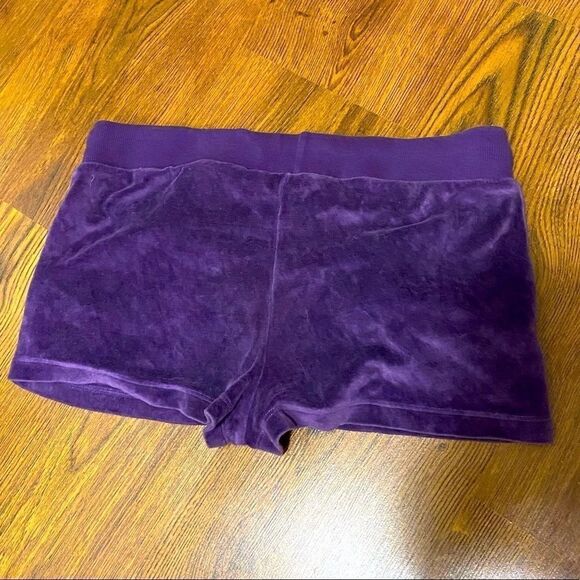 🌷 Vintage Y2K Velour Drawstring  Shorts  🌷 - Picture 2 of 2